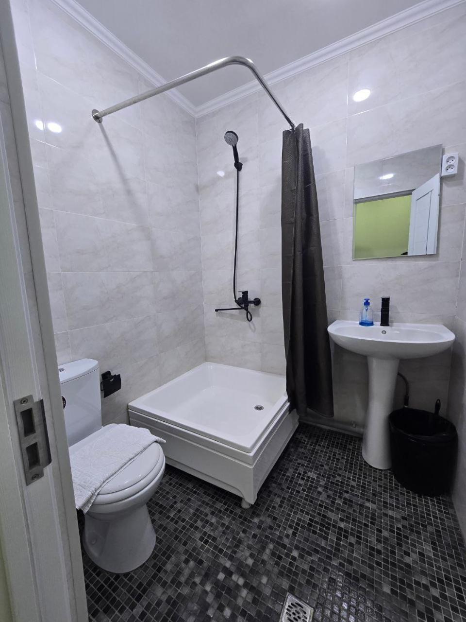 Guesto Hostel Taškent Exteriér fotografie