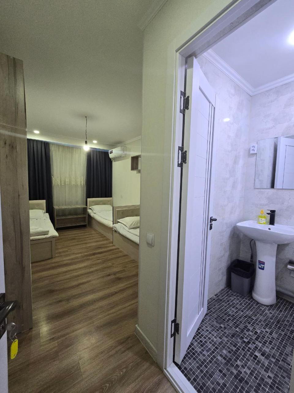 Guesto Hostel Taškent Exteriér fotografie