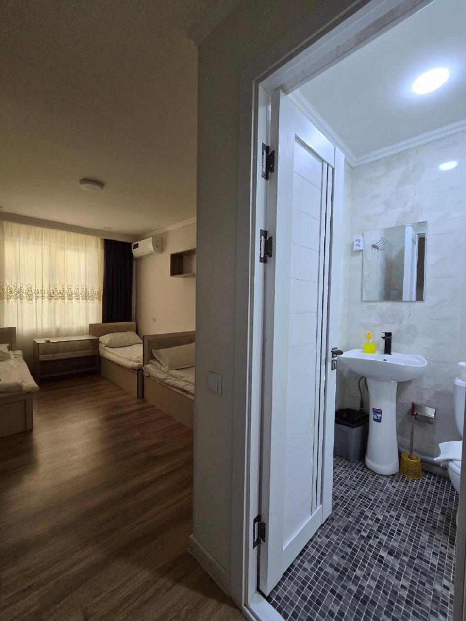 Guesto Hostel Taškent Exteriér fotografie