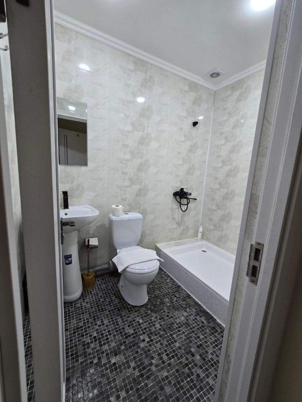Guesto Hostel Taškent Exteriér fotografie